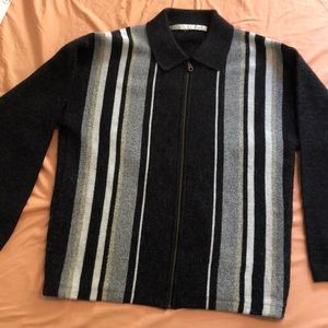 Zip-up, collard sweater